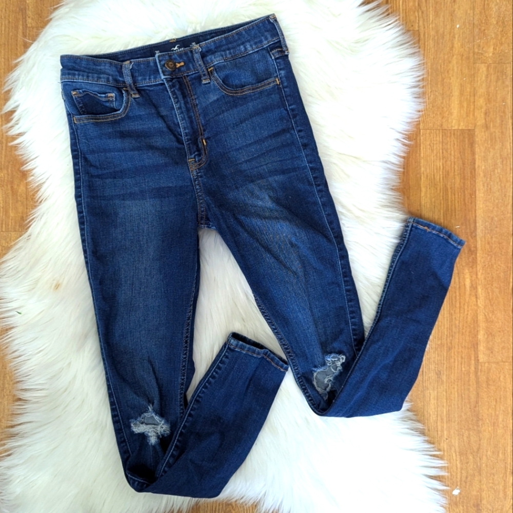 Hollister High Rise Super Skinny Darker Wash Distressed Classic Stretch